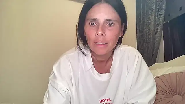 JadeLucy webcam