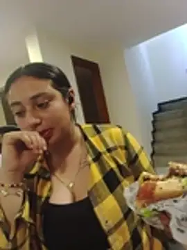 caroline_bennett webcam
