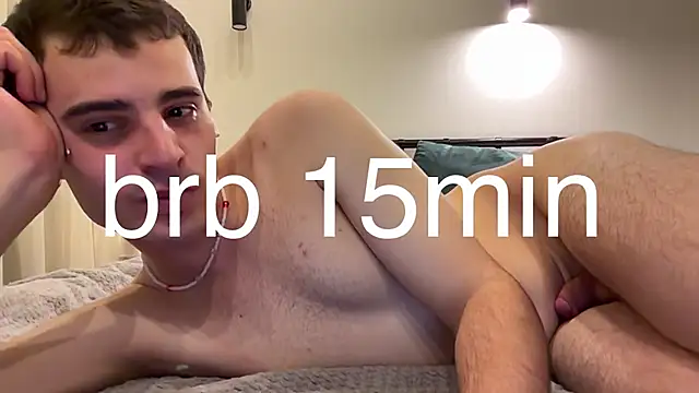 Lucas_bennet webcam