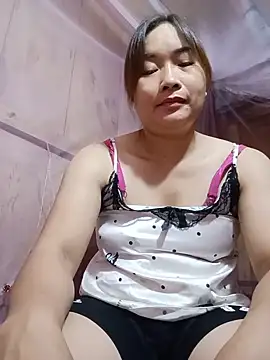 lizasquirt102 webcam