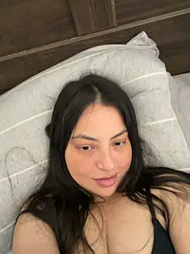 JanessaAfterDark webcam