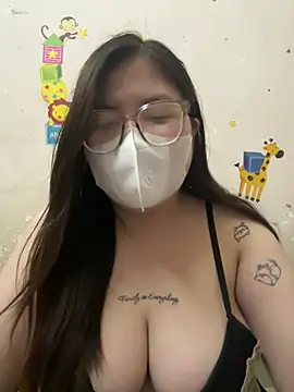 HolaMia68 webcam
