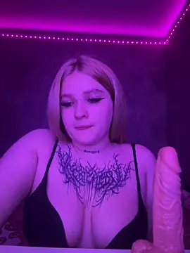 Rapunzel_888 webcam