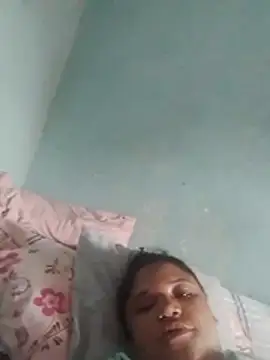 lunaamorenaa webcam