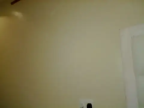 LovelyQueenR webcam