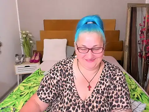 Sugarmommy_69X webcam