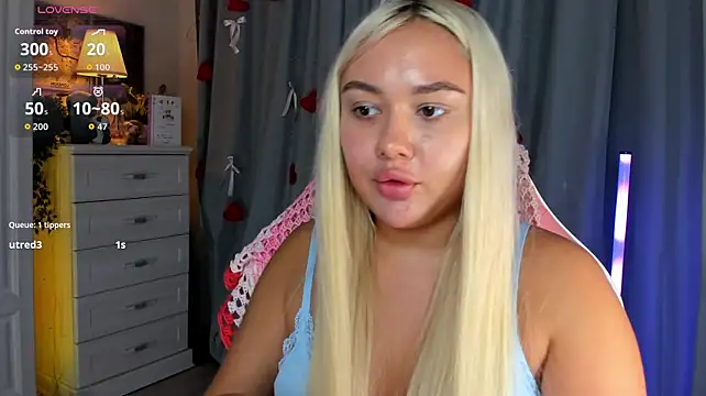 _Loneve__ webcam