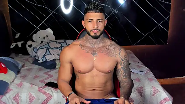 JackMclain webcam