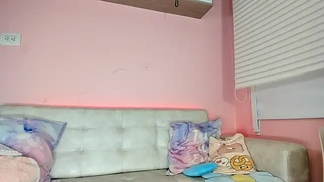 tinysara webcam