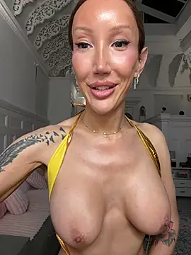 Allana29