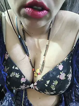 bhuvana_555 webcam