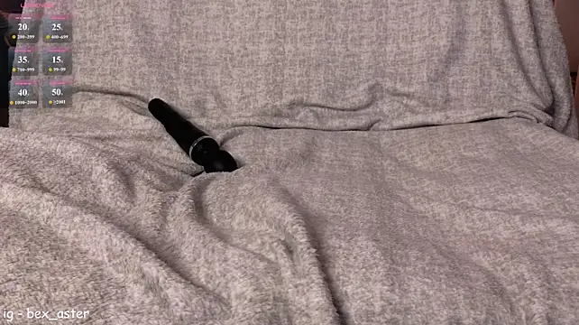 RebeccaAster webcam