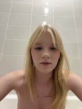 KoriMelon webcam