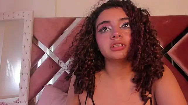 Dahlia_rossee webcam