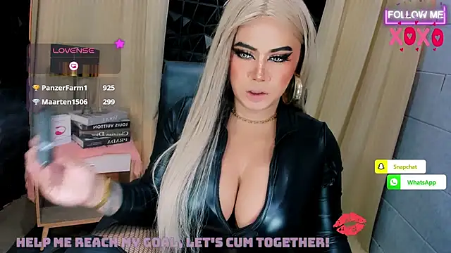 HugeMagnificent11inCock webcam