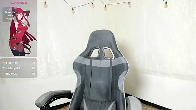 NicoleDaviss webcam