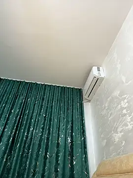 KaylaLewyss webcam