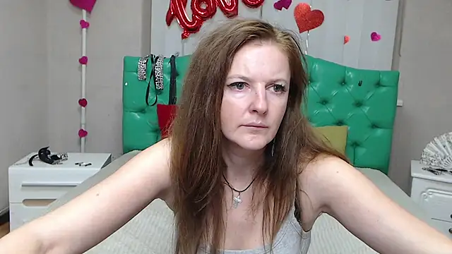 MeganPirs webcam
