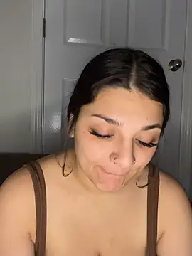 treasurebabii webcam
