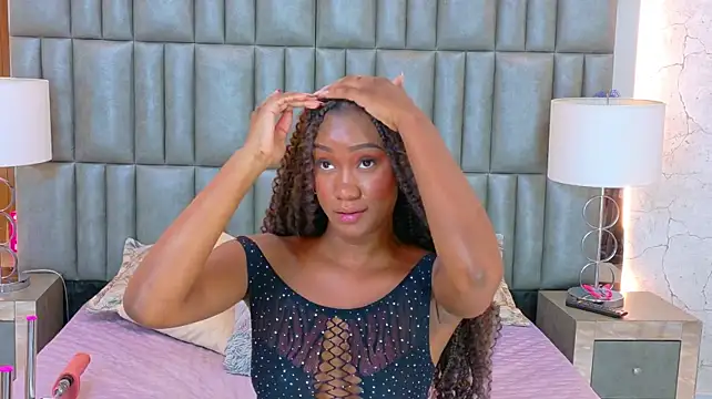 TylaWest webcam