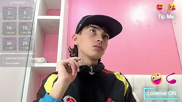 ttimy_x_boy webcam