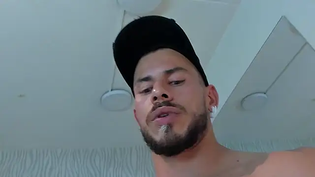 dylan_jacobx webcam