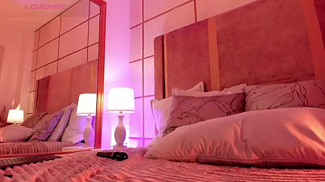 GretaVelvet webcam
