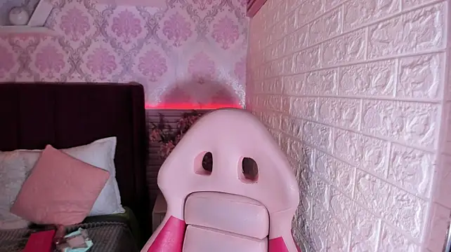 Hanna_Thorne webcam