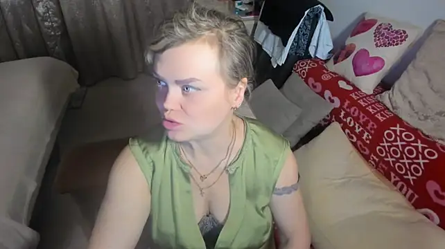MildMature webcam
