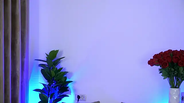 AishaSins webcam