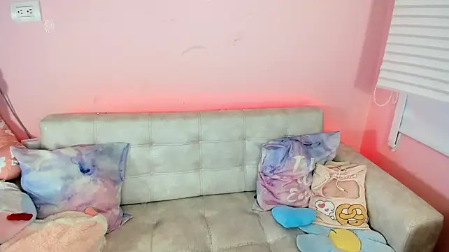 tinysara webcam