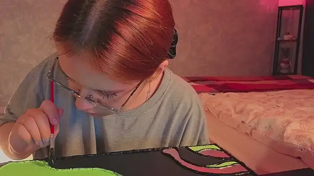Mia_Luw webcam