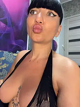 MysticCleo webcam