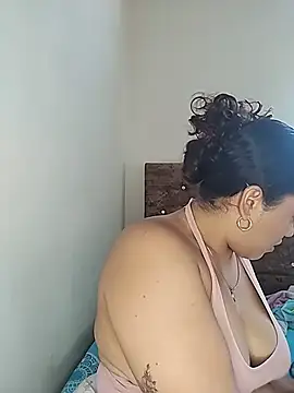 EmiliaTorrez webcam