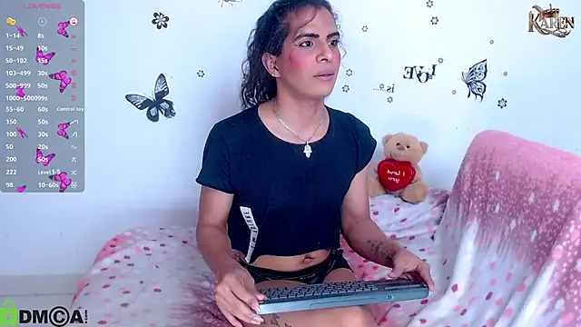 karen_sophia webcam