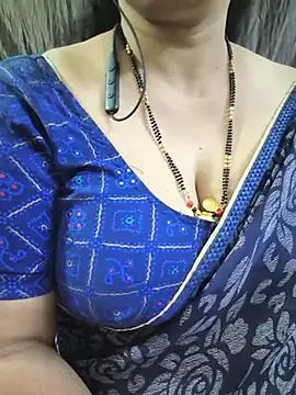bhuvana_555 webcam