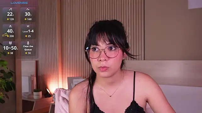 aprilqueenie webcam