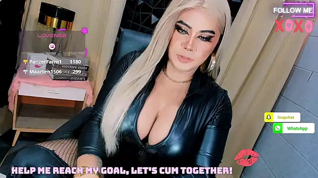 HugeMagnificent11inCock webcam