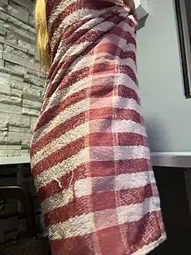Chiara_Bond webcam