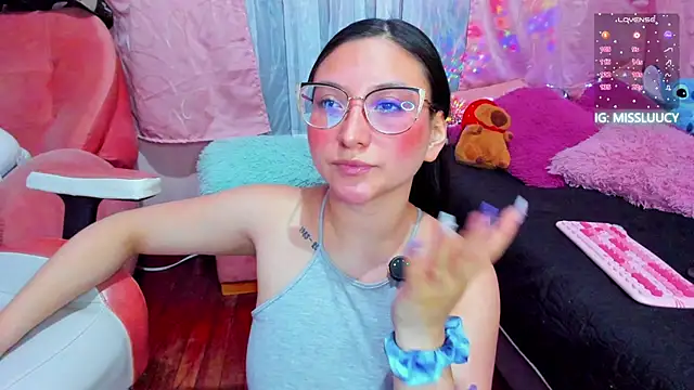 lucy_neil webcam