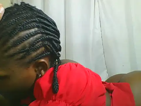 Sweetgal2025 webcam