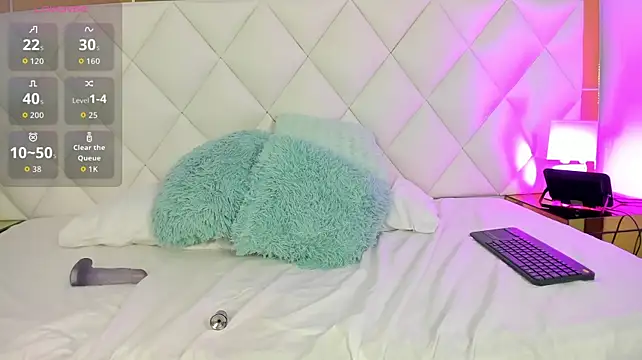 Tara_Vinter616 webcam