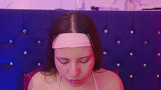 Dakotaa_Johnson webcam