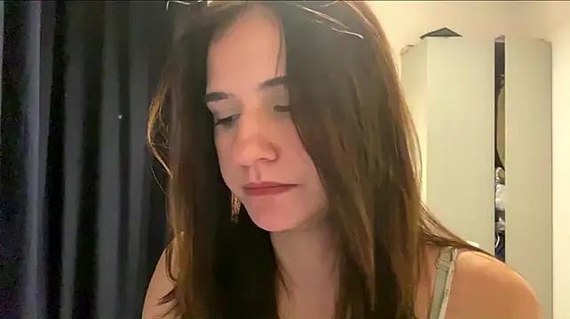 mellowpuffX shoe play cam room