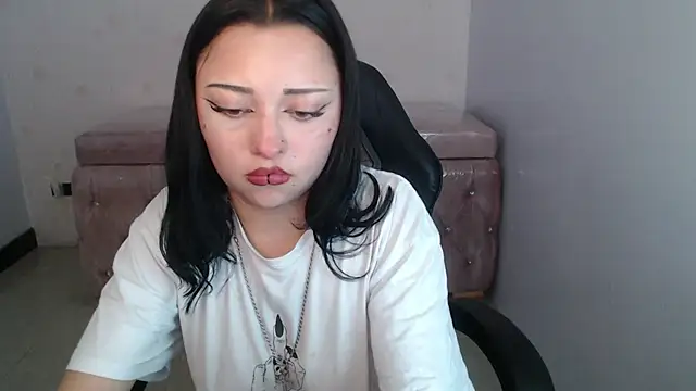 Baby_lizy_ch webcam