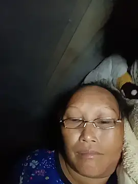 Juhi_09 webcam