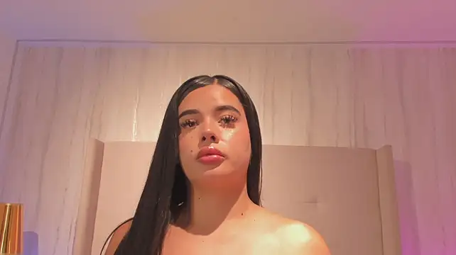kaylarossi live cam on StripChat