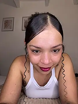 Yasmin777_ webcam