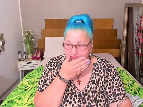 Sugarmommy_69X webcam