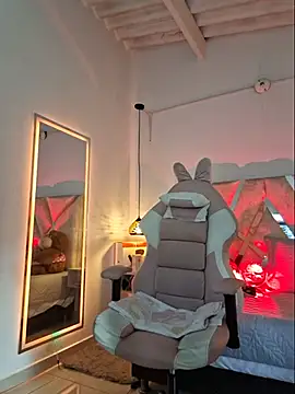 MariaPau_83 webcam